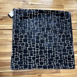 2 PACK P/Kaufmann HOME Navy White Geometric‎ Square Pillow Sham 20x20 velvet